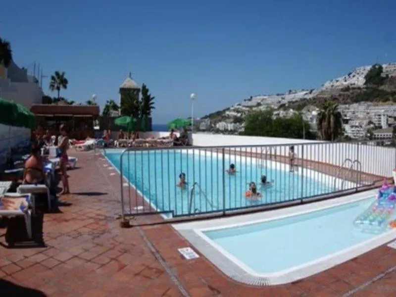 Apartment Omar Spain